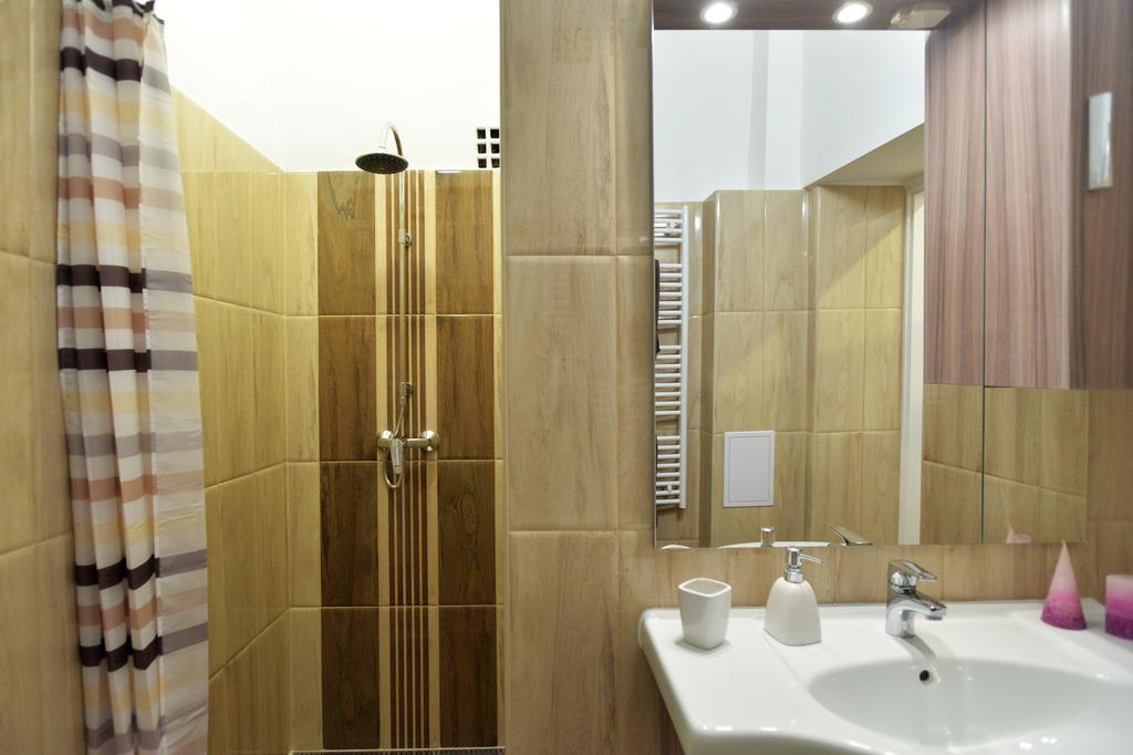 Foter Apartman 埃格尔 外观 照片